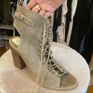 Dolce Vita Loren Heels